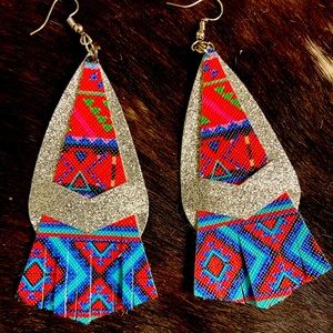 🌵Western Aztec Earrings!